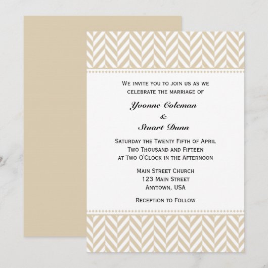 Tan Beige White Herringbone Wedding Invitation Kaart (Voorkant / Achterkant)