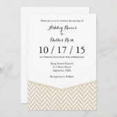 Tan Beige White Herringbone Wedding Invitation Kaart (Voorkant / Achterkant)