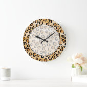 Tan, Black en Brown Leopard Print Pattern. Grote Klok (Huis)