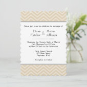 Tan Brown Beige Chevron Wedding Invitations Kaart (Staand voorkant)