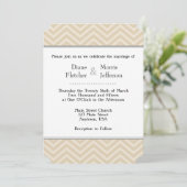 Tan Brown Beige Chevron Wedding Invitations Kaart (Staand voorkant)