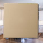 Tan bruin effen kleur | Klassiek Elegant Tegeltje<br><div class="desc">Tan Brown - Introductie van de tijdloze allure van het Solid Color Design: een boeiende mix van klassieke vorm en elegante eenvoud. Dit ontwerp is een viering van de kracht en schoonheid gevonden in een enkele, opvallende tint. Het solide kleurontwerp straalt verfijning uit en omarmt de essentie van minimalisme, waardoor...</div>