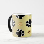 Tan- en zwart-witafdrukken op een gouden achtergro magische mok (Voorkant links)