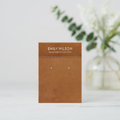 TAN LEATHER TEXTURE STUD OORBEL DISPLAY KAART VISITEKAARTJE (Staand voorkant)
