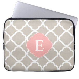 Tan Peach roze Quatrefoil Monogram Laptop Sleeve