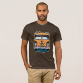 Tan Retro Hippie Van  Kleuren Kunst T-shirt (Voorkant volledig)