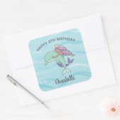 Tan Skin Paarse Zeemeermin met Dolfijn Verjaardag Vierkante Sticker (Envelop)