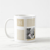Tan Voeg je foto toe Gingham Modern Brown Monogram Koffiemok (Links)