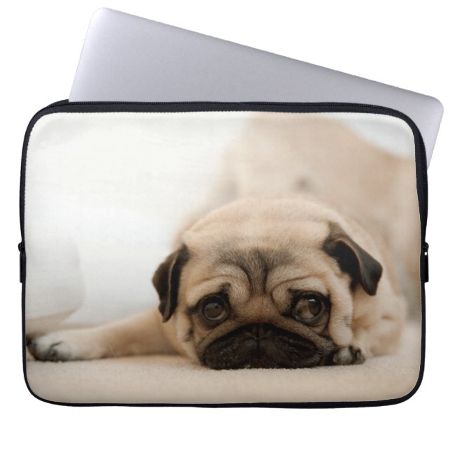 Tan Vrouw Pug Laptop Sleeve (Voorkant)