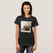 Tan Vrouw Pug T-shirt (Voorkant volledig)