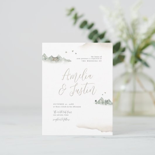 Tan Waterverf Mountain Destination Wedding Uitnodiging Briefkaart (Staand voorkant)