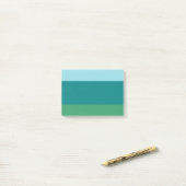 Tanager Turquoise, Teal Blue en Kelly Green Horiz Post-it® Notes (Op bureau)