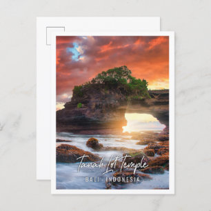 Tanah Lot Tempel bij zonsondergang in Bali Indones Briefkaart