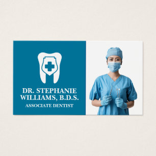 Tand Logo   Jonge vrouwelijke tandarts Visitekaartje