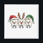 Tandarts Dental Christmas Santa Floss kerstboom Magneet<br><div class="desc">Floss Christmas Design,  Christmas Floss Graphic,  Tandheelkundige Vakantie Kunst,  Tanden met Kerstmuts,  Tandarts Christmas Design,  Feestelijke Tandheelkundige Kunst,  Floss met Kerstmuts,  Kerst Tandheelkundige Thema,  Vakantie Floss Design,  Santa Hat Floss Graphic</div>