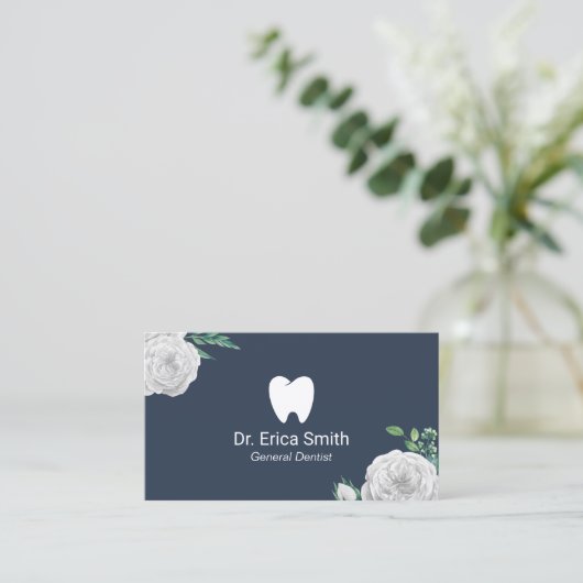 Tandarts Elegant Wit Bloemen Tandheelkundige Zorg  Visitekaartje (Staand voorkant)