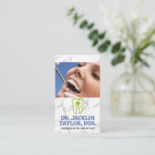 Tandarts inspecteert tanden | Tandheelkundige hulp Visitekaartje (Staand voorkant)