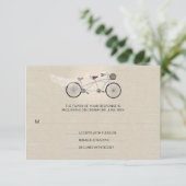 Tandem Pruim Fiets Bruiloft Faux Linnen RSVP Kaartje (Staand voorkant)