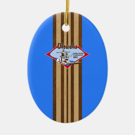 Tandem Surfing Hawaiian Faux Wood Surfboard Keramisch Ornament (Voorkant)