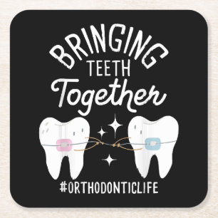 Tanden bij elkaar brengen - orthodontist  kartonnen onderzetters