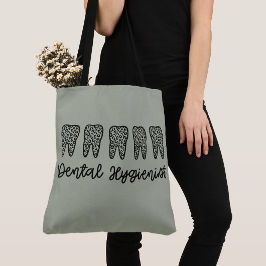 tandheelkundige apotheker | RDH Dentist leopard ta Tote Bag (Dichtbij)