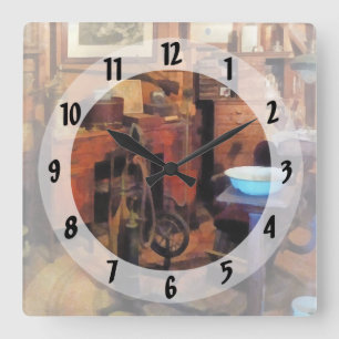 Tandheelkundige dienst met boor vierkante klok