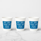 Tanduiding van het toeristisch informatiecentrum papieren bekers