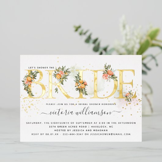 Tangerine Citrus en Gold Floral Vrijgezellenfeest Folie Uitnodiging (Staand Voorkant)