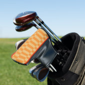 Tangerine en Wheatberry Gestreepte Patroon Ontwerp Golfheadcover (Insitu)