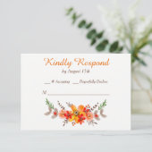 Tangerine Floral Wreath Wedding RSVP Kaartje (Staand voorkant)