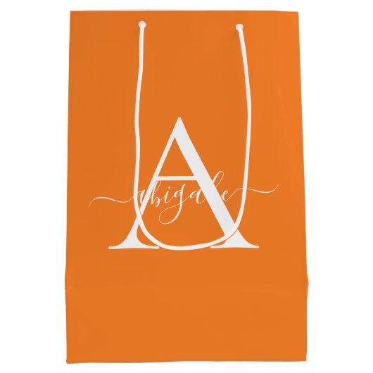 Tangerine Oranje met Initialen | Minimalistische E Medium Cadeauzakje (Achterkant)