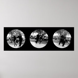 Tango in het Plaza in Buenos Aires - zwart en wit Poster