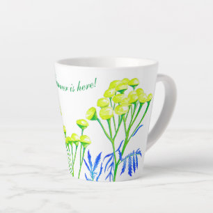 Tansy op een kleine latte Mok