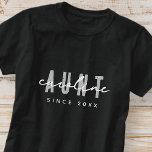 Tante Modern Elegant Eenvoudig Minimalistisch Chic T-shirt<br><div class="desc">Dit eenvoudige en moderne ontwerp bestaat uit san serif typografie.</div>