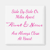 Tante Niece Liefdescitaat: Naast Elkaar Of Ver Uit Magneet (Voorkant)