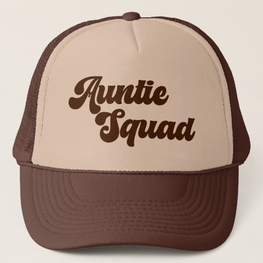Tante Squad Eenvoudige  Retro Typografie Trucker Pet (Voorkant)