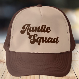 Tante Squad Eenvoudige  Retro Typografie Trucker Pet