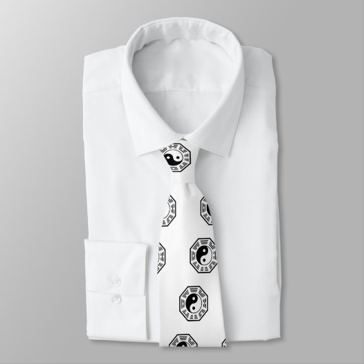 TAO - YIN EN YANG - TAOISM/LAO TZU/EASTERN MYSTIC STROPDAS (Gebonden)