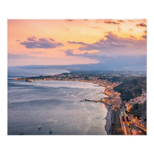 Taormina op Dusk Foto Print Afdruk (Voorkant)