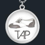 Tap Shoe Tapper Dance Teacher Dancer Tapdance Gift Zilver Vergulden Ketting<br><div class="desc">Voorziet een originele illustratie van een zwart-witte oxford-stijl tapdansschoen. Ideaal voor je favoriete dansleraar,  studioeigenaar of tapper! Zie je niet wat je zoekt? Hulp nodig bij aanpassingen? Klik op "rebeccaheartsny" (rechterbovenhoek) en "neem contact op met deze ontwerper" om iets te hebben dat alleen voor u is gemaakt!</div>