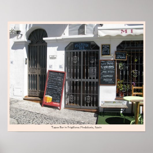 Tapas Bar in Frigiliana/Andalusië, Spanje Poster (Voorkant)