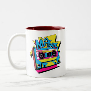 Tape-vibes mengen   Retro 80s Neon Cassette Tweekleurige Koffiemok