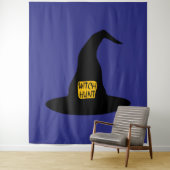 TAPIJT VAN DE HEKSENJACHT WANDKLEED (In situ)