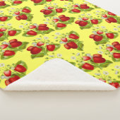 tapijtaardbeien gele aardbei sherpa deken (3/4)