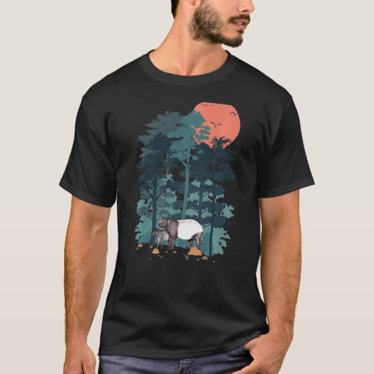 Tapir Mountain Pine Tree Sky-vogels vliegen naar d T-shirt (Voorkant)