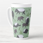 Tapirfamilie diner in het groen latte mok (Linkerhoek)
