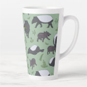 Tapirfamilie diner in het groen latte mok (Rechts)