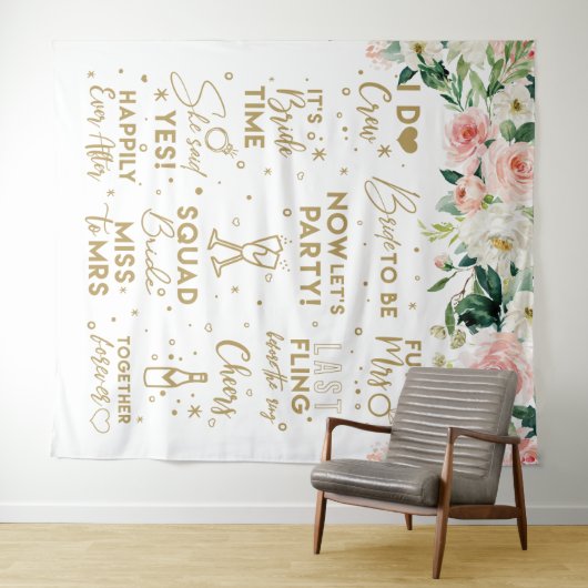 Tapiz She said yes Floral Blush Bridal Banner Wandkleed (In Situ (horizontaal))