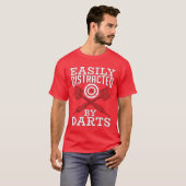 Target Sports Easily Distracted By Darts Bullseye  T-shirt (Voorkant volledig)