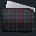 Tartan Clan Malcolm Pset Olive Green Paars Check Laptop Sleeve<br><div class="desc">Clan Malcolm plaid tartan toont een laptop met een design voor iedereen die van klassieke en elegante cover houdt voor de waardevolle accessoires. Perfect geschenk voor gezinshereniging, of andere speciale cadeautjes bij gelegenheden. TIP: combineer deze laptophoes met ons overeenkomende stropdas, sokken, koelbox en iPhone-draagtas om het ultieme Clan Malcolm tartan...</div>